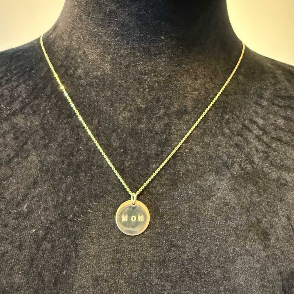 Gold 'MOM' Pendant Necklace